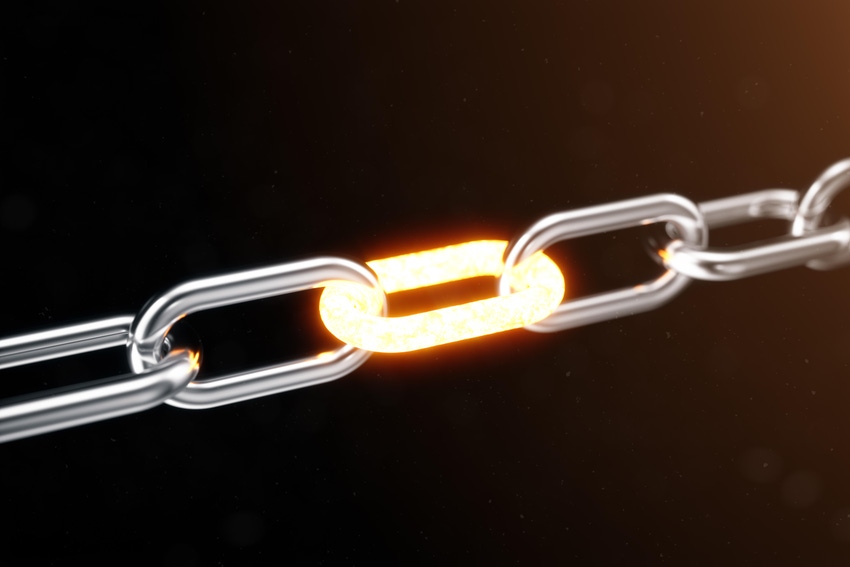 metal chain is connected with the red-hot link