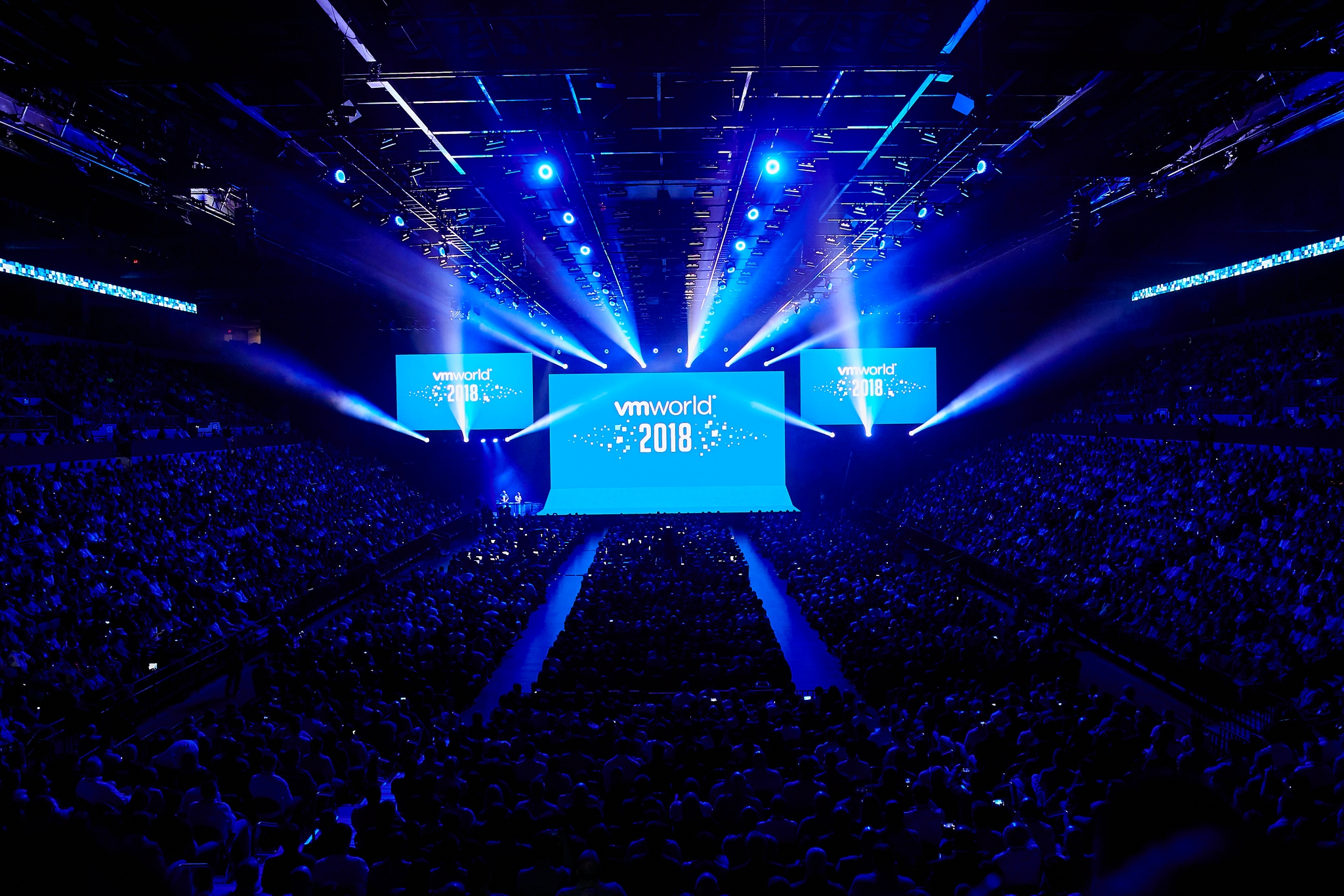 Keynote audience at VMworld 2018 in Las Vegas