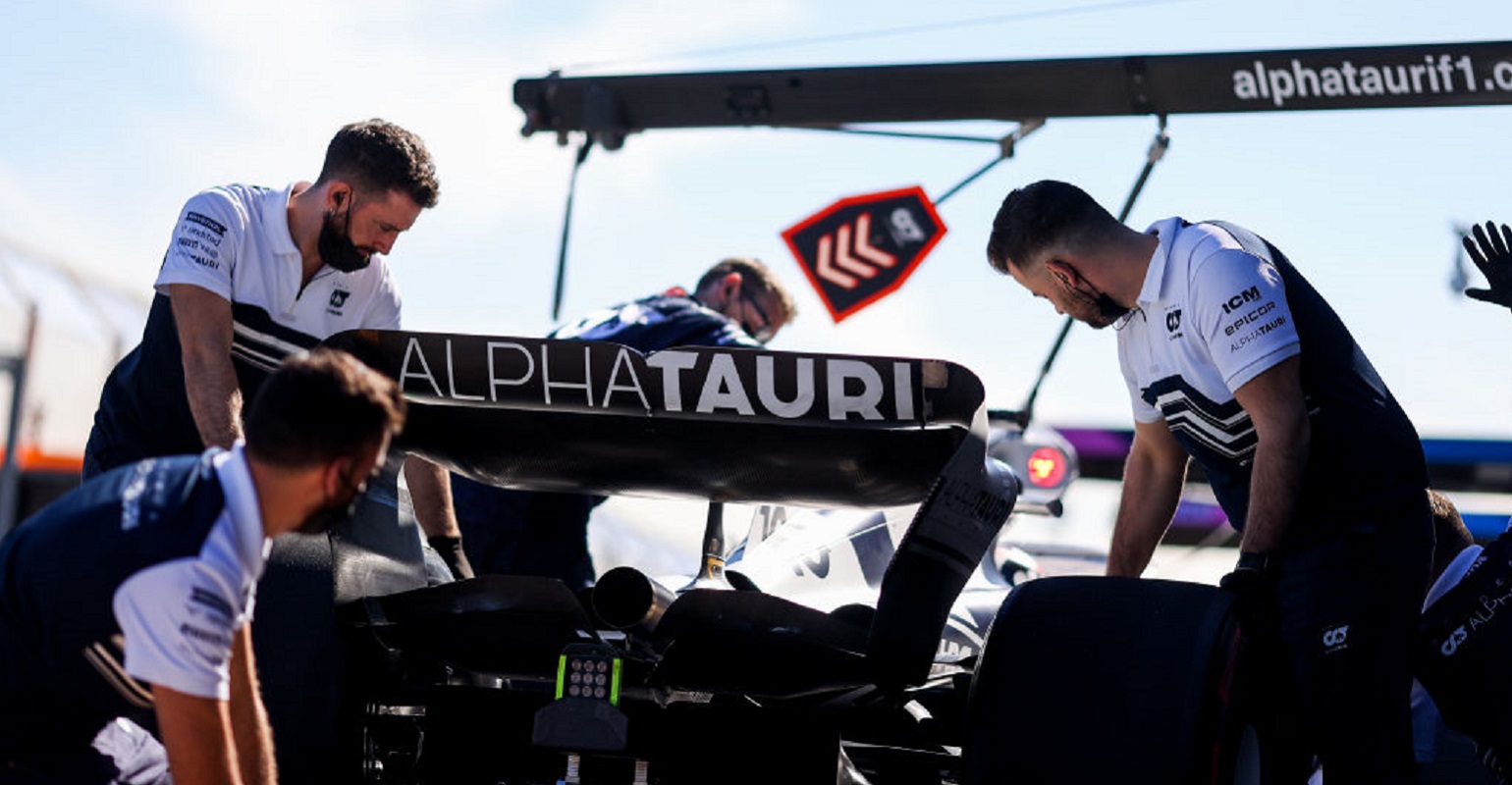 Scuderia AlphaTauri race car