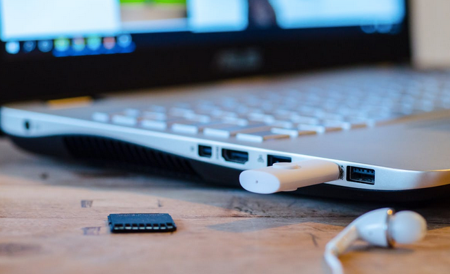 25 Signs of Data Exfiltration