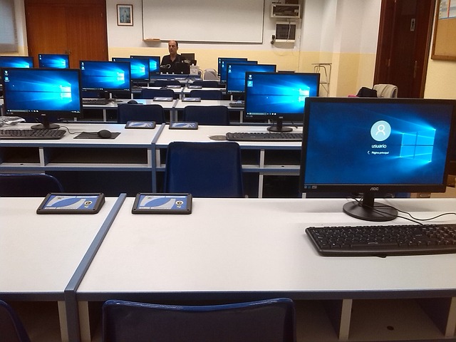 Microsoft Introduces Intune for Education; New Devices to Challenge Chromebooks in Classrooms Microsoft Introduces Intune for Education; New Devices to Challenge Chromebooks in Classrooms