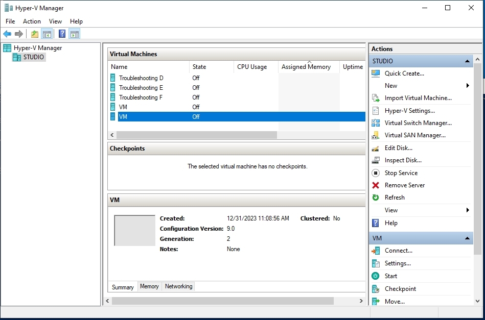 Showing that Hyper-V has two identical virtual machines running simultaneously