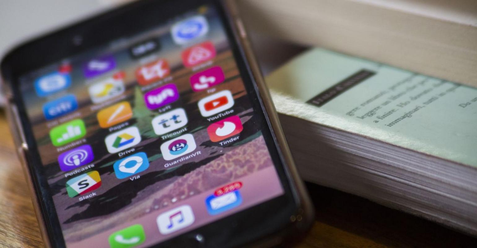 Apple and Google App-Store Dominance Gives DOJ Antitrust Fodder