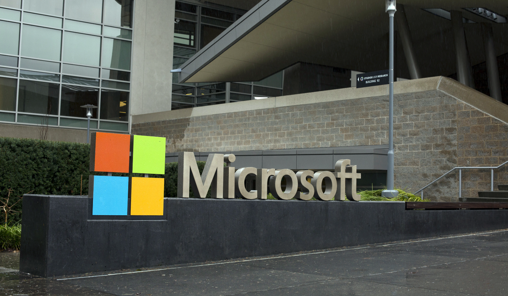 Microsoft Is Struggling to Retain Women, Minority Employees