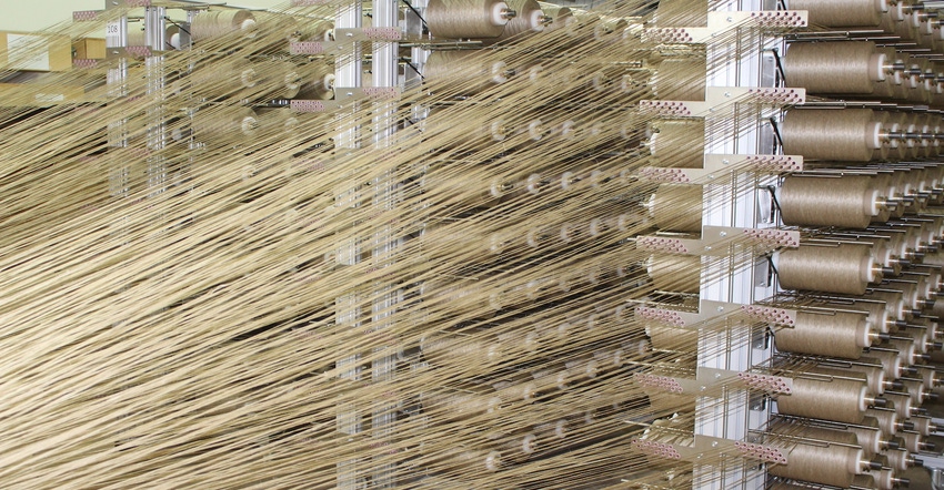 Flax weaving machine