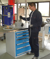 Maag gear pump repairs at Automatik's faclity in Germany
