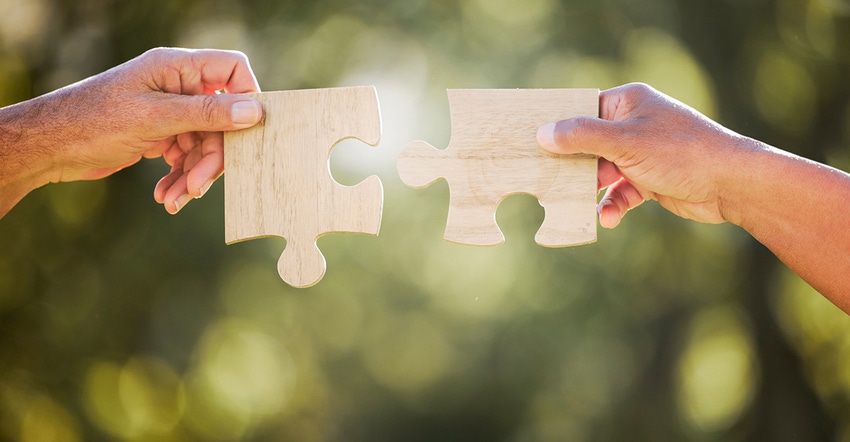 GettyImages-PeopleImages-2-Hands-Puzzle-Pieces-1371913859-1540x800.png