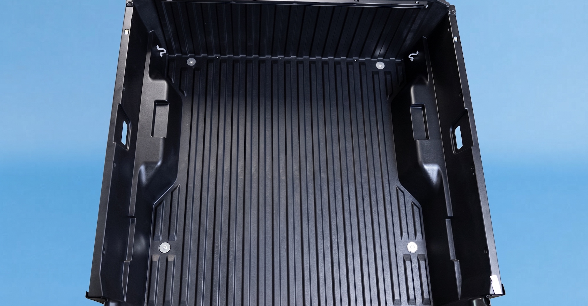 Injection-Molded Parts Lead 2026 Automotive Awards Finalists