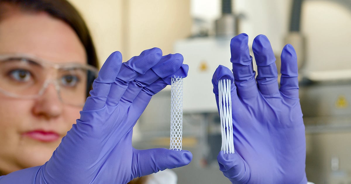 Bioprinting Tool Enables Fabrication of Cylindrical Implants