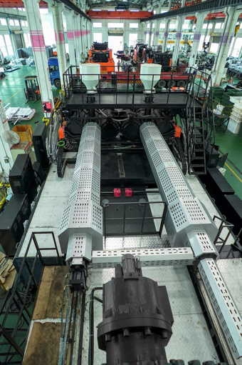 Mammoth 6,500-tonne injection machine molds large septic tanks