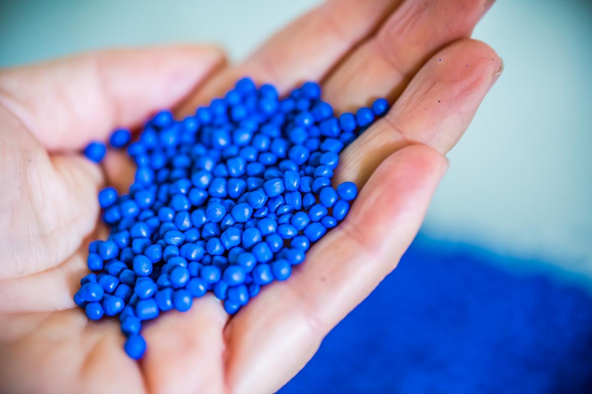 Mauser subsidiary expands into recycling