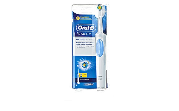 oral-b-white-and-clean-vitality-toothbrush-329893.jpg