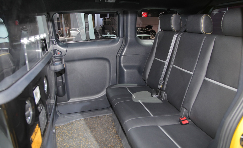 Auto glazing: New York taxis employ polycarbonate partition glazing