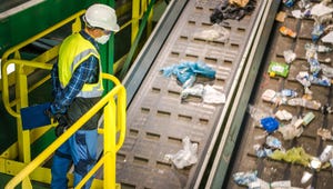 waste-sorting conveyor