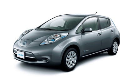 2013-Nissan-Leaf-gray-frolr.jpg
