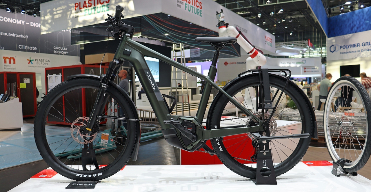 Airless e Bike Tire Rides High on Hytrel Material