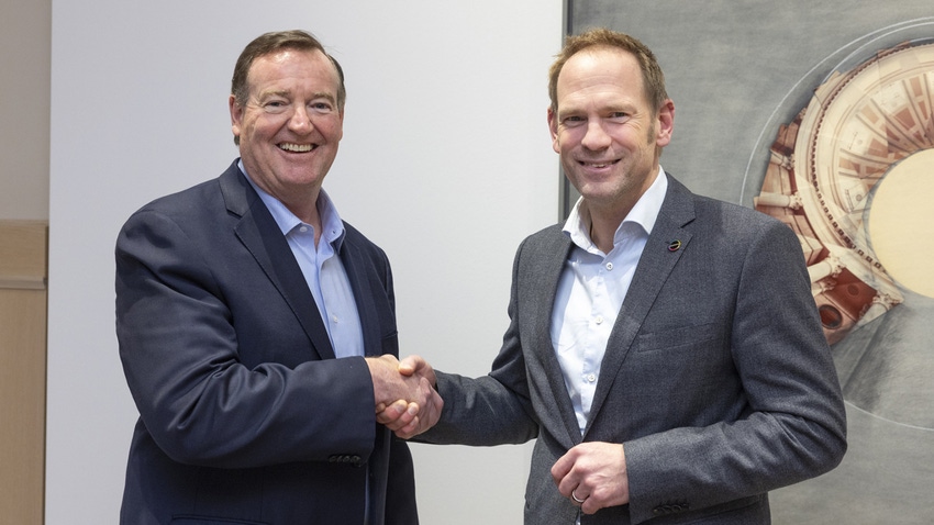 Covestro Chief Technology Officer Thorsten Dreier (right) and David Roesser, CEO of Encina