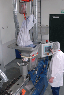 NF_0326_Clariantcleanroommasterbatchproduction.gif