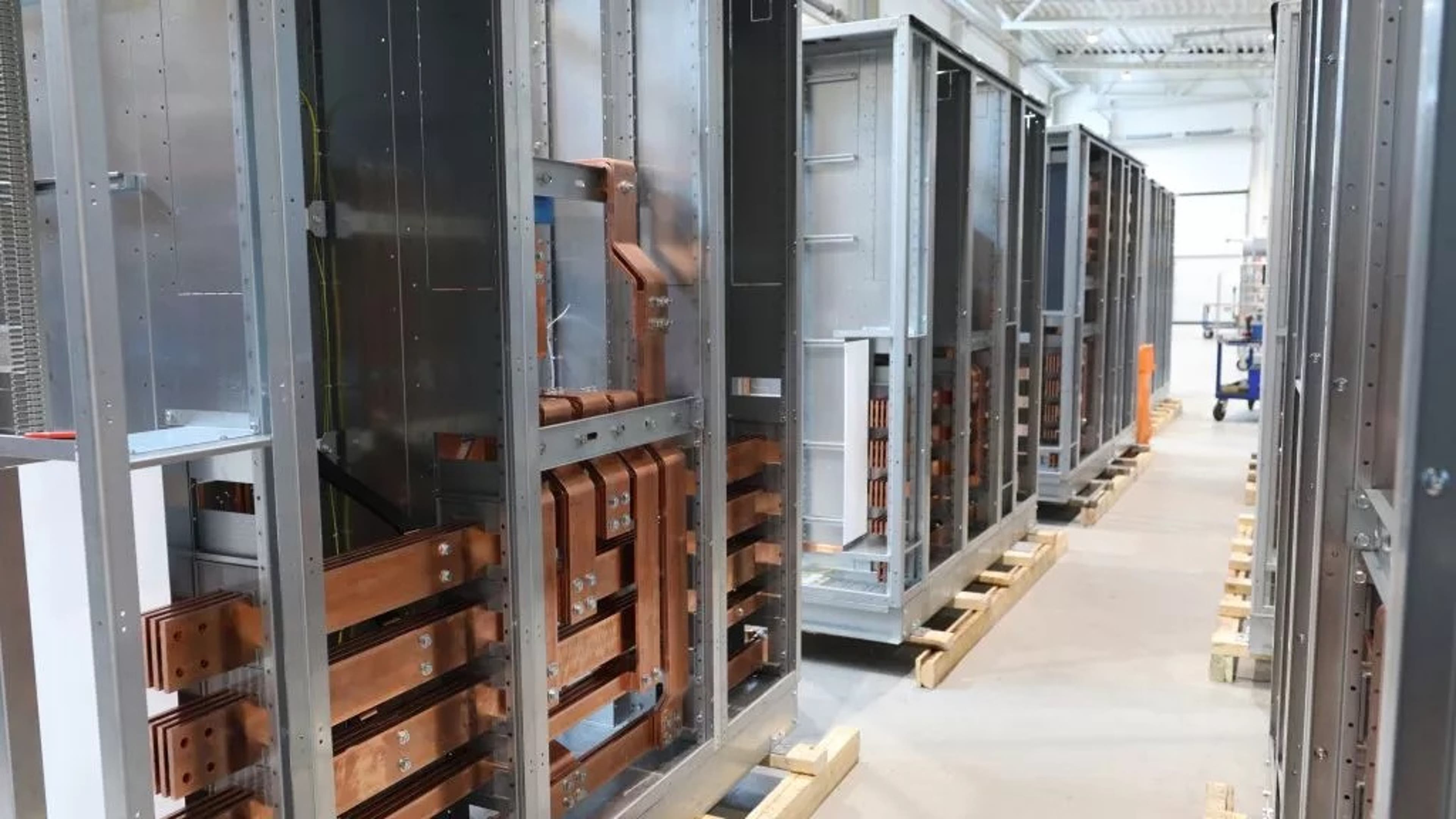 Elkamo-low-voltage-switchboard-copper.jpg