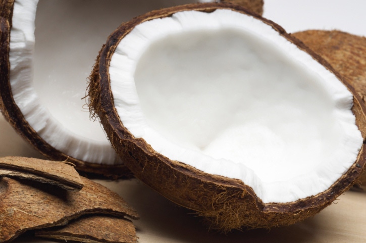 Secret Shopper: Why should I choose MCT oil instead of coconut oil?