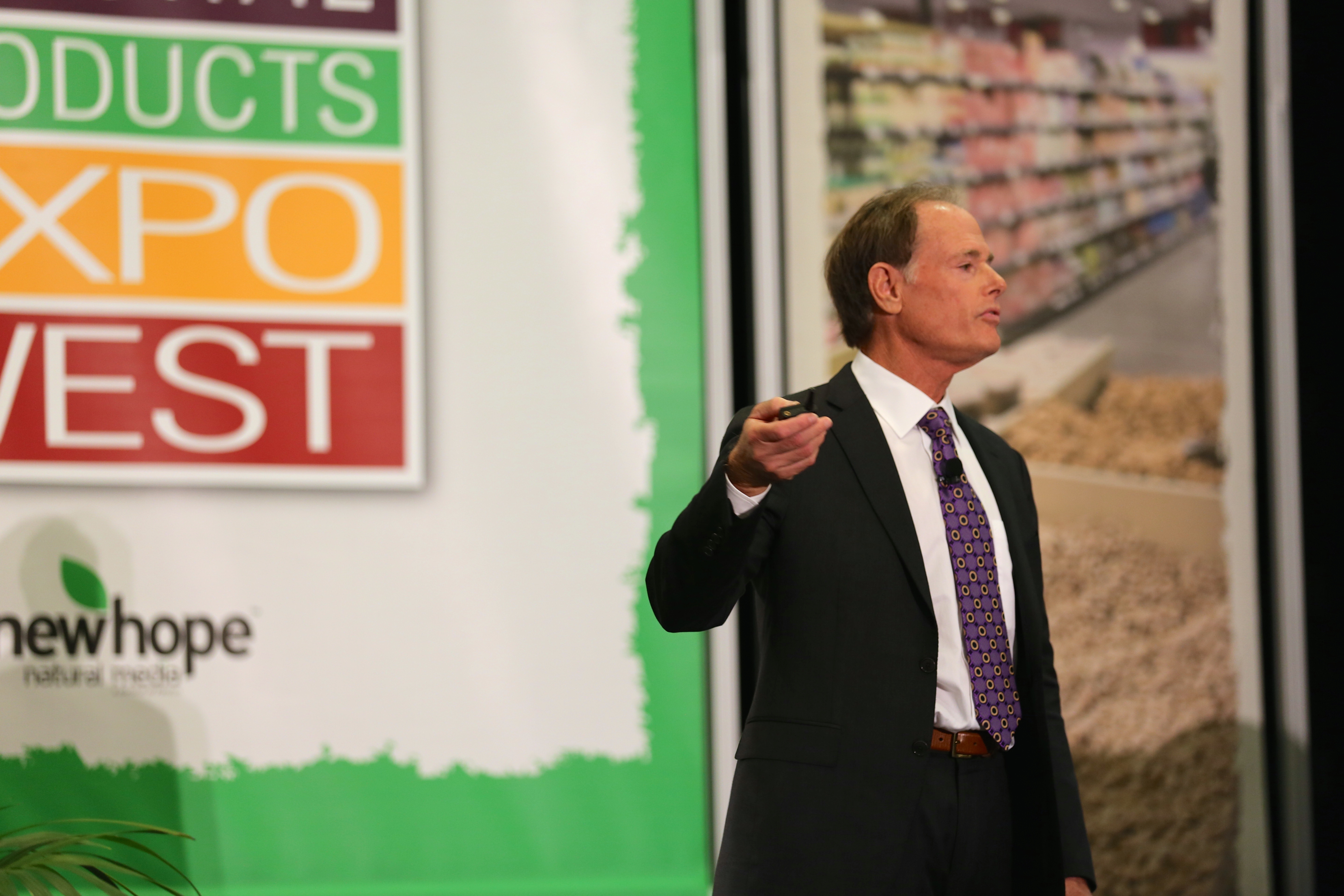 Perlmutter explores the power of the microbiome in health and disease