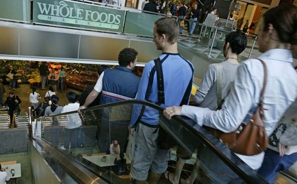 5@5: Whole Foods debuts first ad campaign under Amazon | Which regions buy the least healthy groceries