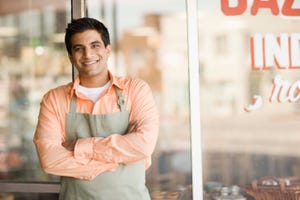 What types of benefits boost retail employee satisfaction?