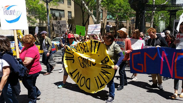 In 400+ cities across the world, protesters rally against Monsanto