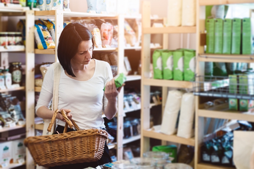 Shopper2-694465136_0.jpg Shopper2-694465136_0.jpg