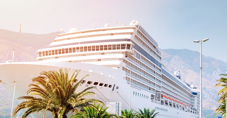 cruise-ship.jpg cruise-ship.jpg