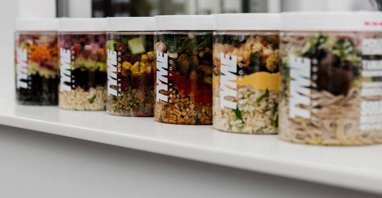 Fast-casual concepts turn to jars for to-go convenience