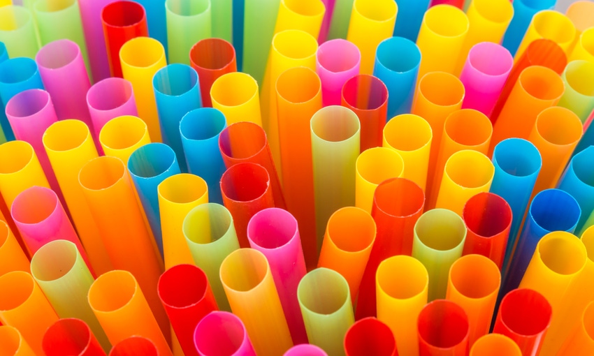 5@5: World hunger rises | Plastic straws persist | Organic egg fraud