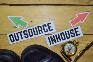 outsource-inhouse-syahrir-maulana-300x200.jpg