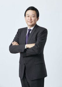 Samsung_Biologics_CEO_John_Rim-214x300.jpg