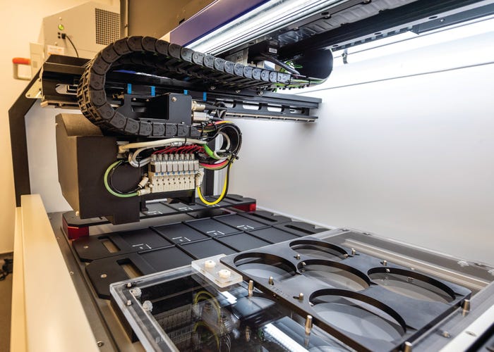 Ingenza_photo_1.jpg Ingenza_photo_1.jpg