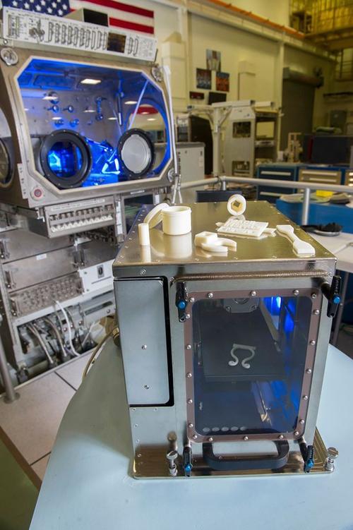 In Space, a 3D Printer Beats Duct Tape Every Time In Space, a 3D Printer Beats Duct Tape Every Time