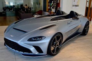 Aston Martin V12 Speedster4.jpg