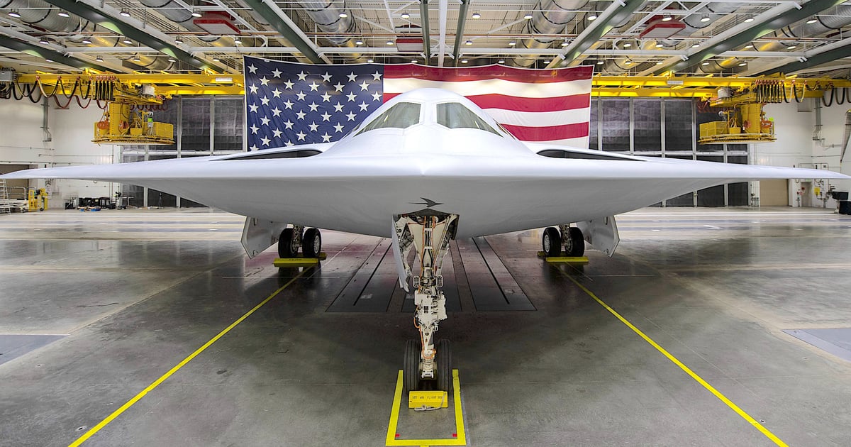 Color B21 R Northrop Grumman Reveals B-21 Raider