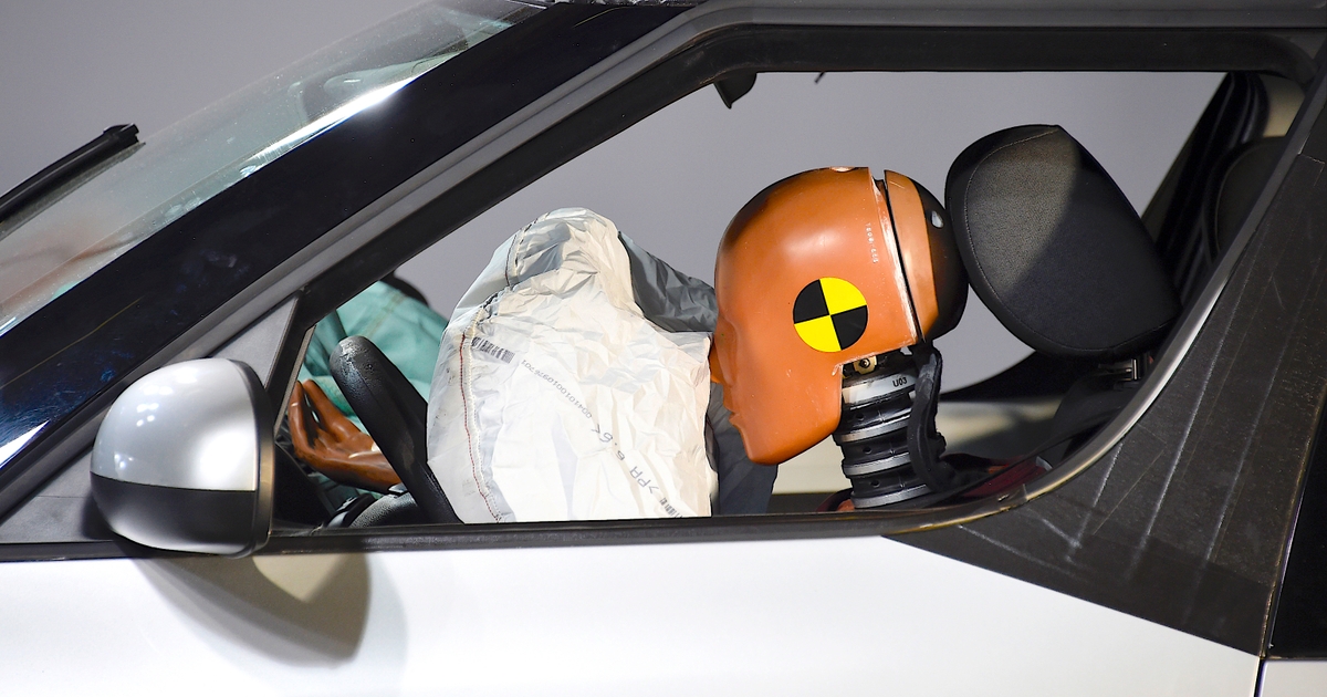 LessIsMore Airbag Exploits Bernoulli Effect