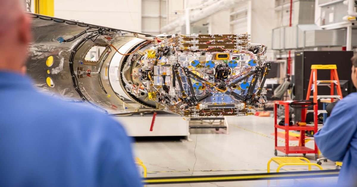 Spacecraft Sent to Rescue a NASA Craft Must Rescue Itself First