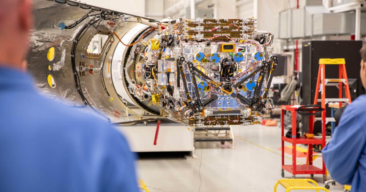 Spacecraft Sent to Rescue a NASA Craft Must Rescue Itself First