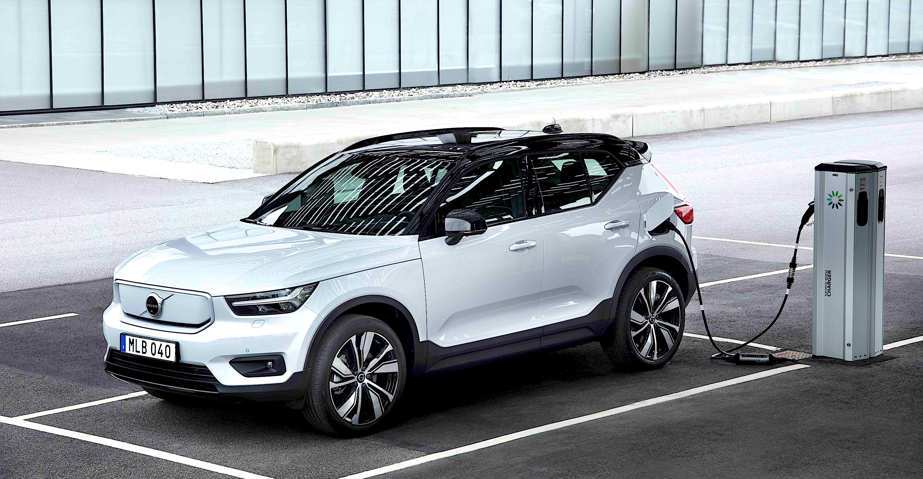 Volvo XC40 Recharge Relies On Analog Devices' Battery Management