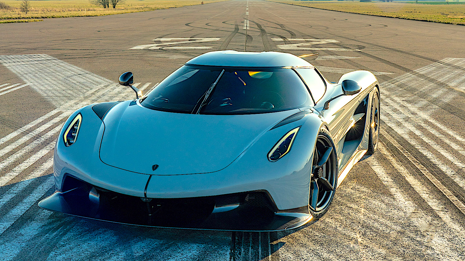 Take a Walk Through the Koenigsegg Jesko's Drivetrain Technology