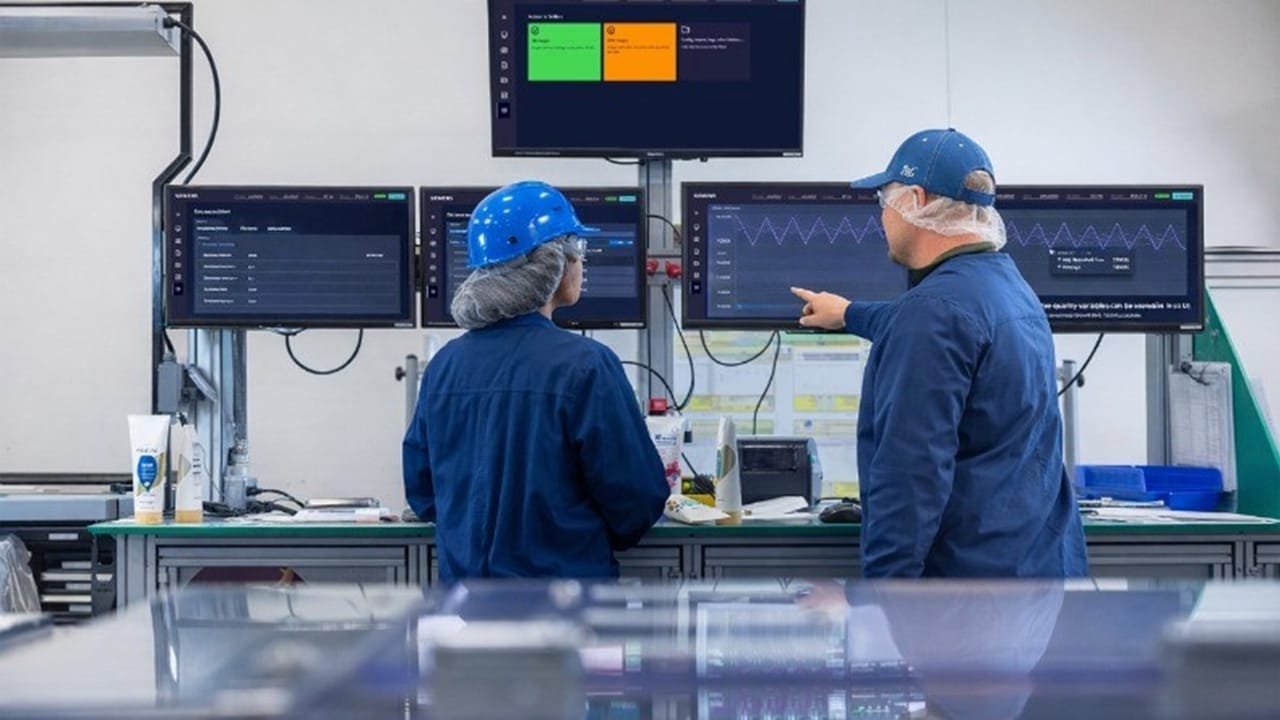 Machine Learning Solution Example Siemens & P&G Expand Their AI-Based Visual Inspection System