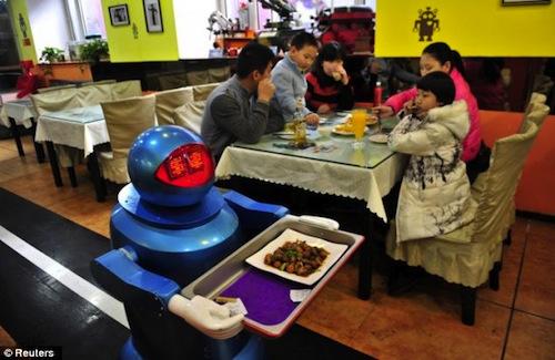 Restaurant in China Employs Robotic Wait Staff & Chefs
