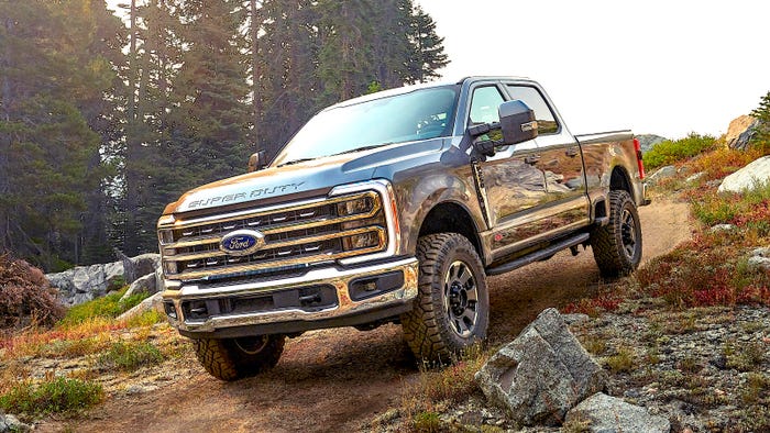 2023_Ford_Super_Duty_F-250_Tremor_Off-Road_Package_02.jpg