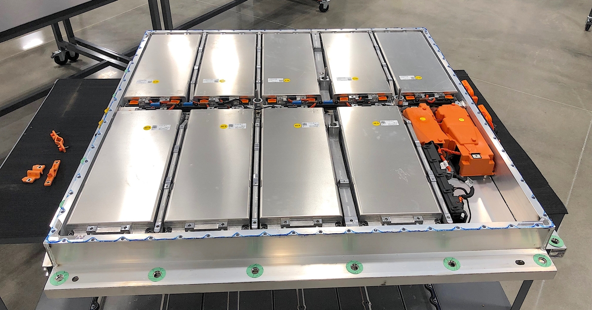 Video: What's Inside a Volkswagen ID.3's Battery Module?