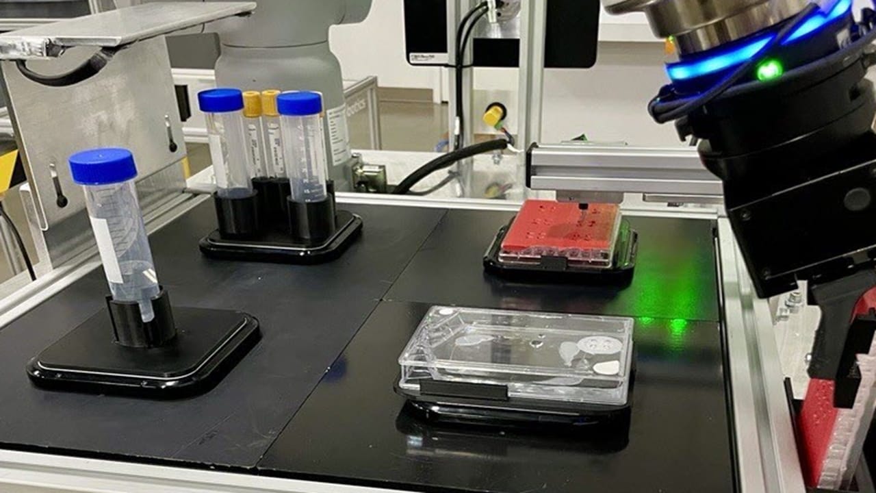 B&R Debuts Fast and Flexible Lab Automation at Scale
