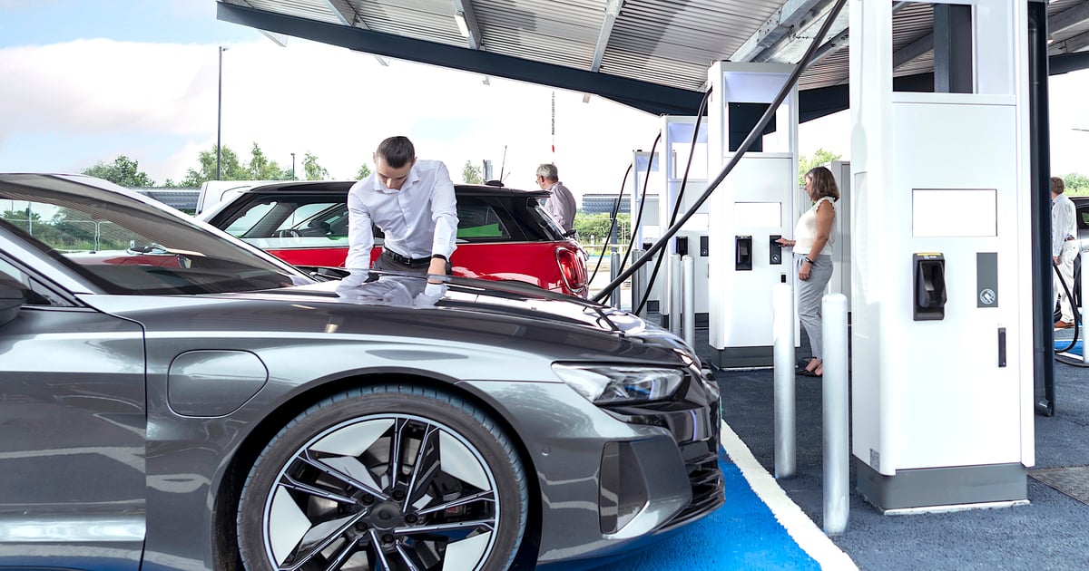 Electric Vehicles Hit 27% of Global Car Sales