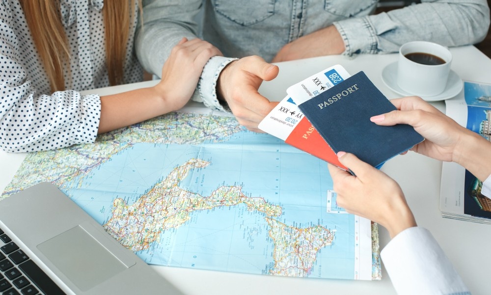 Why You Should Think Like a Travel Agent to Build Brand Stories and Nurture Leads